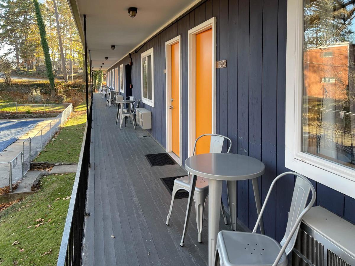 The Wanderoo Lodge Eureka Springs Exterior foto