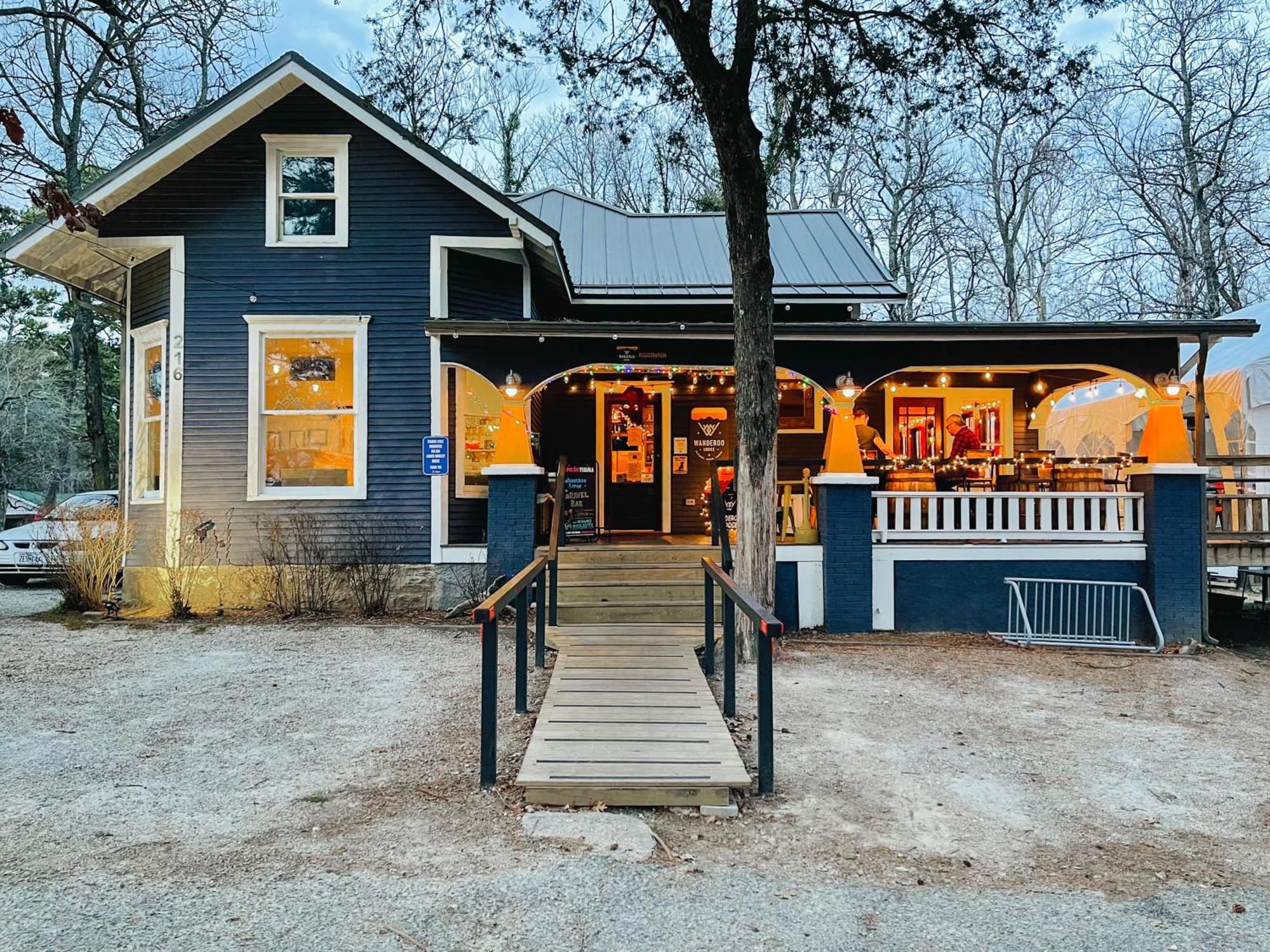 The Wanderoo Lodge Eureka Springs Exterior foto